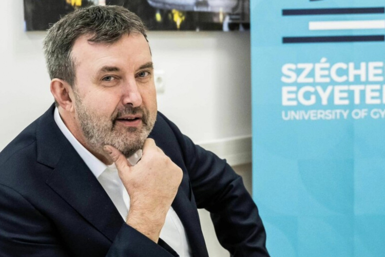 Palkovics Lászlót választották a győri egyetem kuratóriumi elnökének