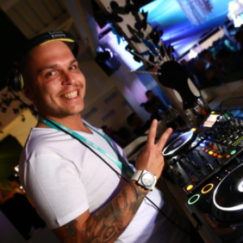 Club Mundo -  Beginning 2013.04.27. (szombat) (1) (Fotók:Vertigo)