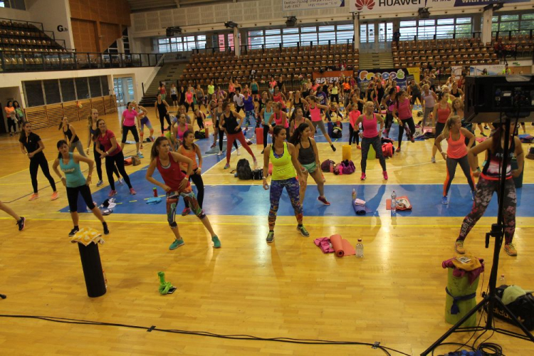 I.Spártai Vitamin NEON Fitness Party Győr Fotók:árpika