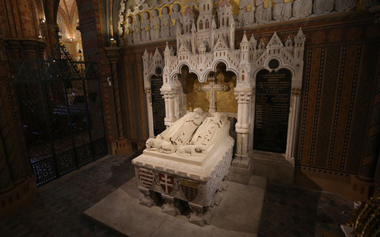 Eredményesen zajlott az Árpádháziak DNS-ének azonosítása