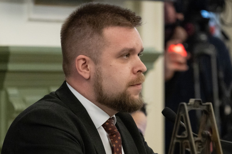 Pintér Bence: Fidesz miatt óriási bajban a Győr-Szol