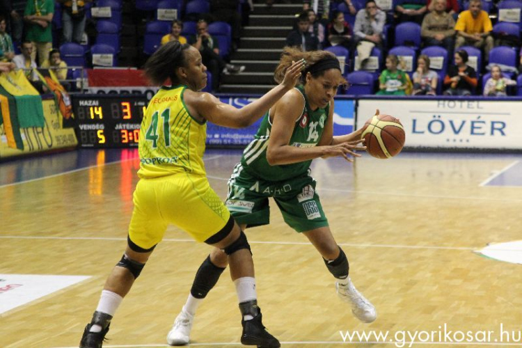 2013.04.15 Hétfő UE Sopron-Hat-Agro Uni Győr női kosárlabda fotók:árpika