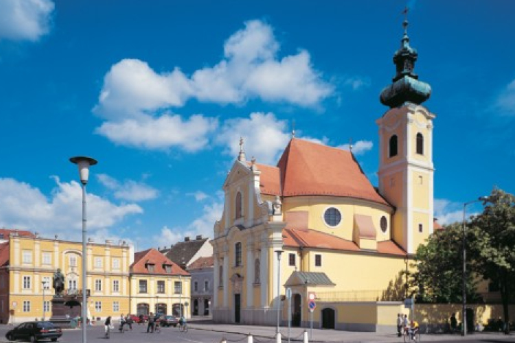 Hajléktalan verekedett a győri templomban 