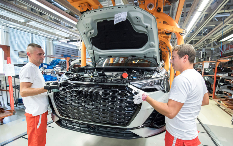 Inflációkövető alapbéremelést jelentettek be az Audinál