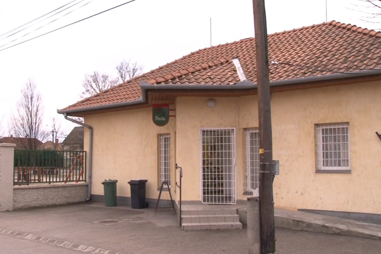 Akár 10 évet is kaphatnak a bácsai postarablók