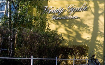 Vége! Elmeszelték a gimnáziumot a Krúdyban