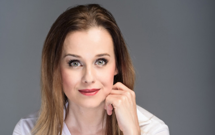 Reflektorfényben Viktória hercegnő – Riport Mahó Andreával