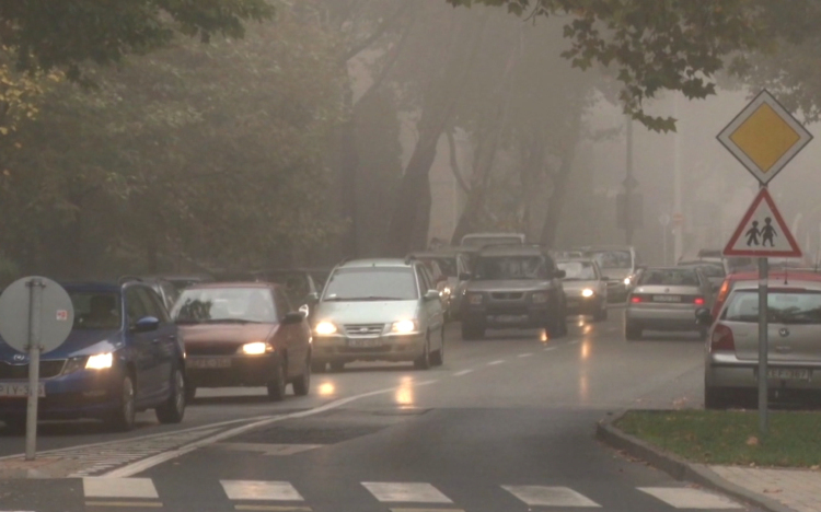 Nem elég jól látni, látszani is kell