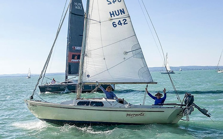 Félsziget-kerülőt rendeztek a Balatonon