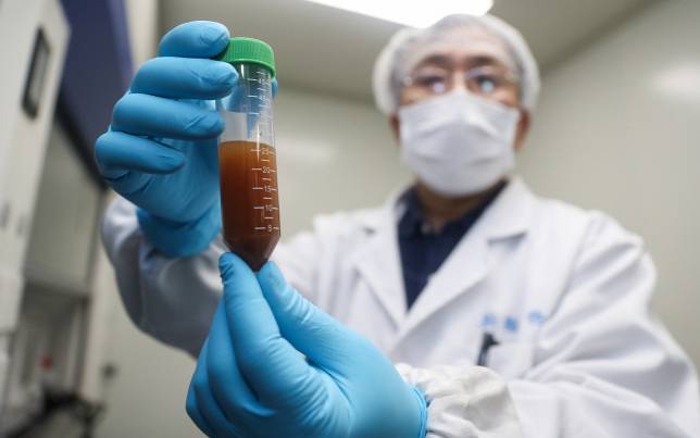 Nagy bejelentés!  Az Európai Unió 80 millió euróval járul hozzá a koronavírus elleni oltás kifejlesztéséhez