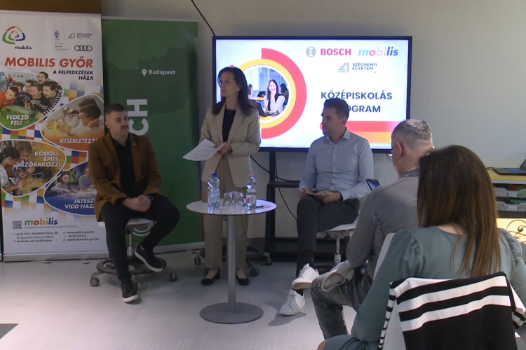 Közelebb hozták a jövőt a diákokhoz Győrben