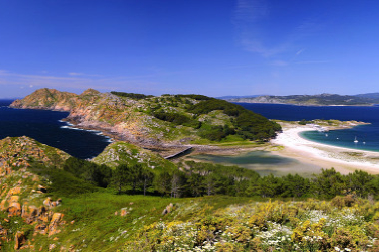 Visszatartják a turistákat néhány spanyol szigeten 