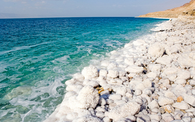 Megfejtették a Holt-tengerben lesüllyedő sókristályok titkát