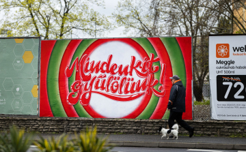 Reagáltak Borsi közgyűlési felszólalására: Ne takarózzanak a plakátunkkal, inkább nézzenek Önök is tükörbe!