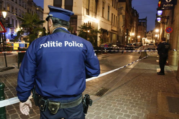 Támadás: Leszúrtak egy rendőrt Brüsszelben - Valószínű terrortámadás történt