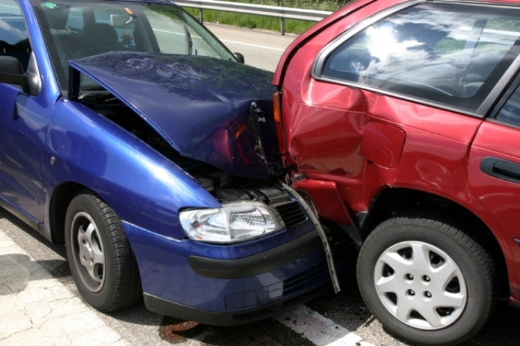 Mérsékelten nőttek a kgfb-díjak