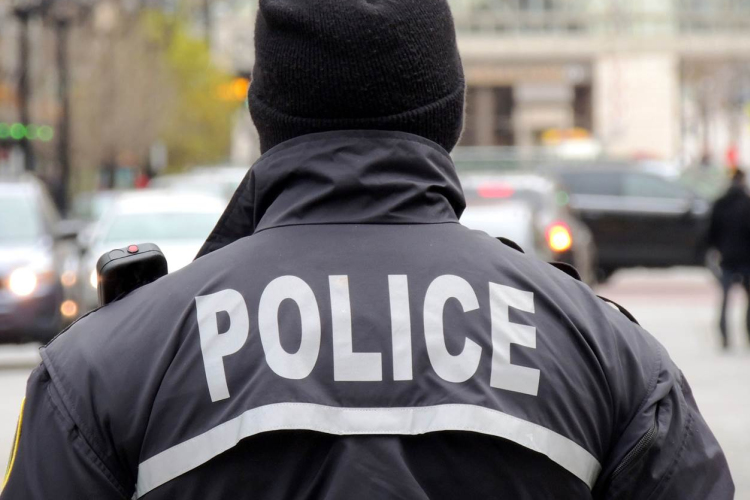 Direkt a kórháznak hajtott és felgyújtotta magát