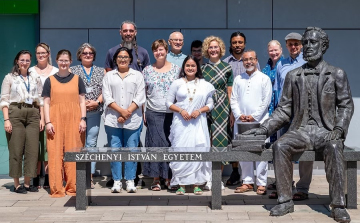Fókuszban a közép-bengáli nyelv az egyetemen