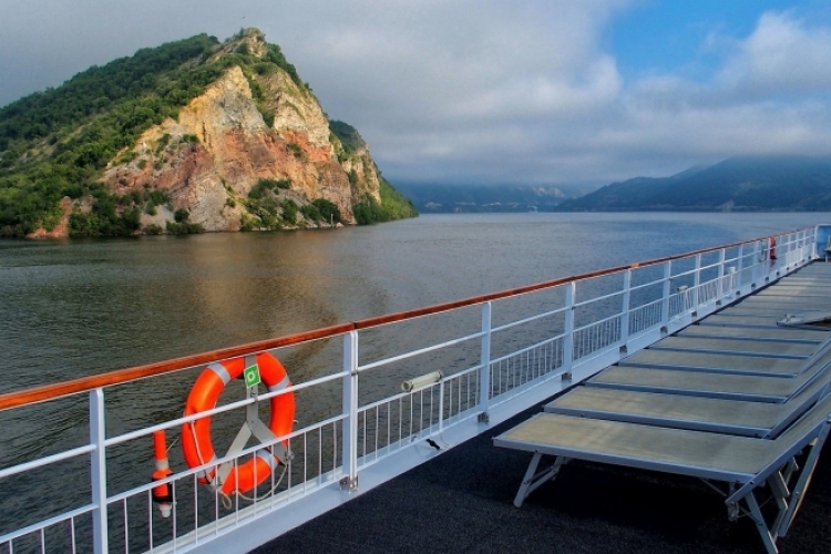 Csaknem egymilliárdból indulnak kikötőfejlesztések a Dunakanyarban 