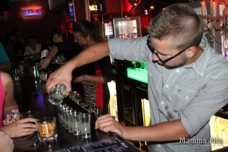 2014.08.01.Mamma Mia Pénteki házibuli Dj:Ice Fotók:árpika