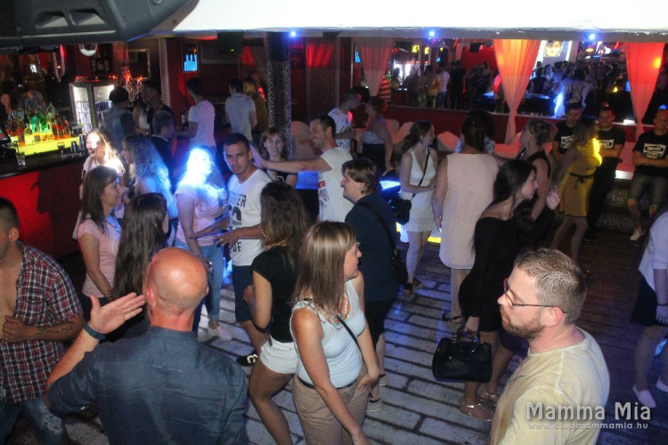 2017.06.30.Mamma Mia Retro Péntek Dj:Hubik Fotók:árpika