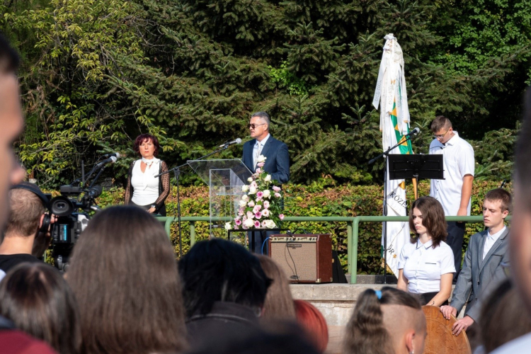 A Széchenyi István Egyetem fenntartásában működik tovább a Veres Péter mezőgazdasági középiskola