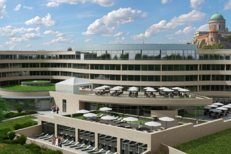 Már zajlik a Mária Valéria Hotel építése 