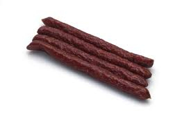 Kolbász alá rejtve próbáltak marihuánát csempészni az országba