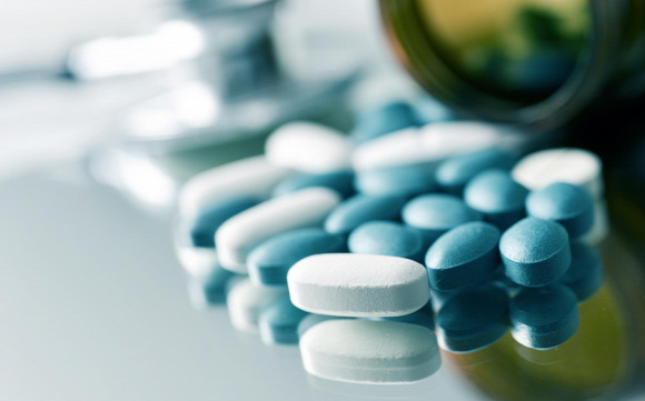 Fontos bejelentést közölt a gyógyszeripar: hamarosan csak receptre kérhetünk ki néhány fájdalomcsillapítót