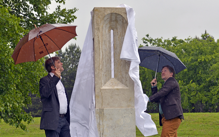 „KERESZTABLAK” MARCALVÁROS II-N