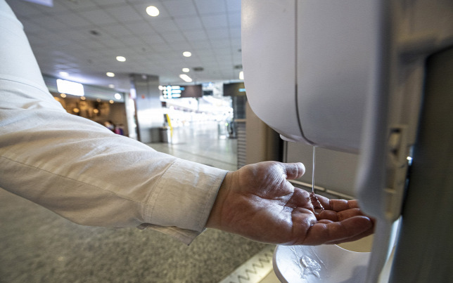 Koronavírus: Több európai országban későn hoztak meg bizonyos intézkedéseket