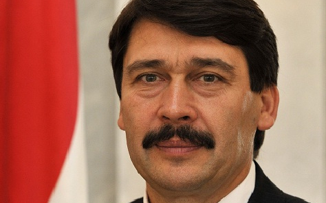 Egyetemistákkal találkozott Krakkóban Áder János