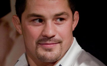 Tört-zúzott a virágüzletben az egykori élsportoló 