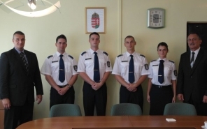 Fiatal rendőrtisztek álltak szolgálatba Győrben