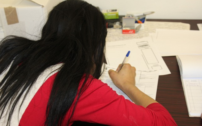 Szíven szúrta élettársát a 19 éves magyar lány 