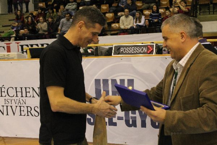 2013.02.22 Hat-Agra Uni Győr-Fenerbahce Euroliga női kosárlabda Fotók:árpika