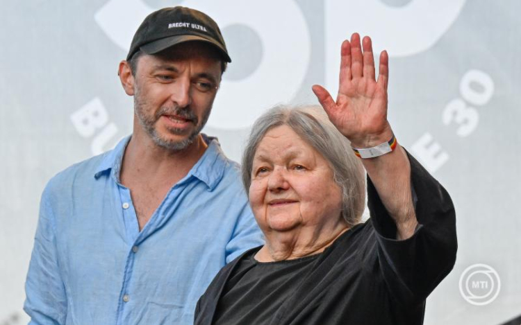 Budapest Büszkeség - A szeretetről és a szabadságról beszéltek a rendezvény szónokai