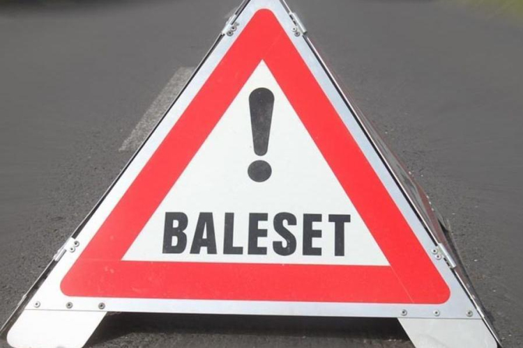 Hatalmas karambol Pápánál a 832-es úton