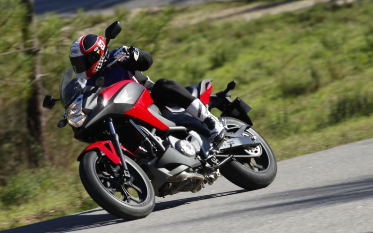 Két súlyos motorosbaleset történt a 82-es főúton