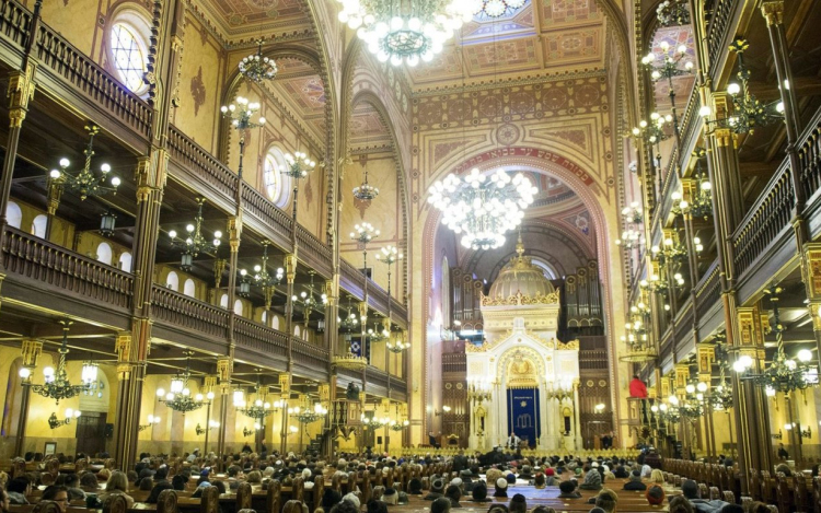 160 éve került átadásra a Dohány utcai zsinagóga