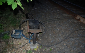 Transzformátorokat lopott, veszélybe sodorva a vasúti közlekedést