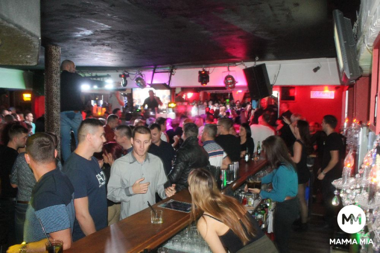 2018.10.20. Mamma Mia Dj:Bárány Attila & Dj:Balage Fotók:árpika