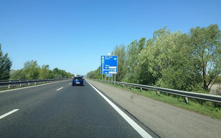 Megszűnt a forgalmi torlódás az M1-es autópályán