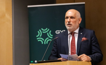 Pintér-Péntek maradt az iparkamara elnöke