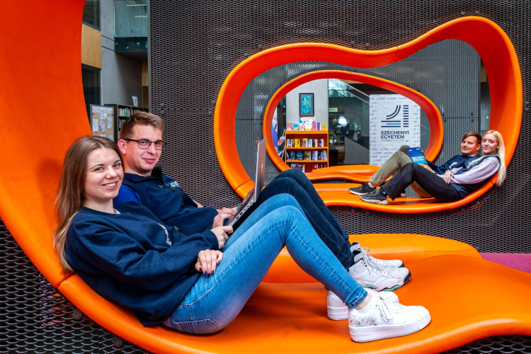 Újabb rekord: több mint 12 ezren jelentkeztek a Széchenyire