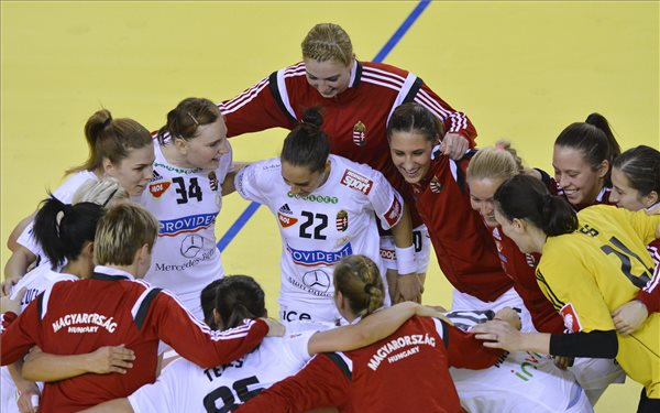 Női kézilabda Eb - Történelmi siker, az 5. helyért folytatja a magyar csapat