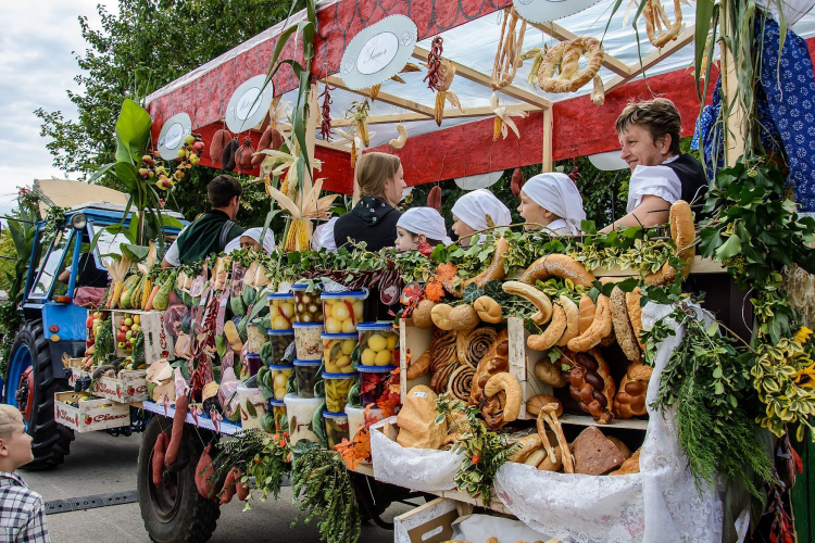 Vár a Vécsési Káposztafesztivál 