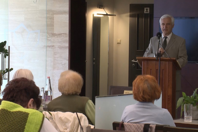 Rímes Kávé Berzsenyiről