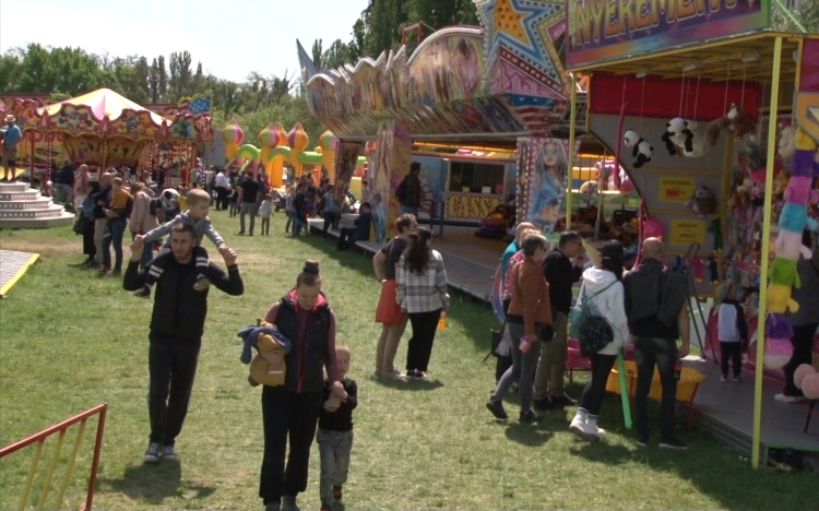 Népszerű volt a győri majális