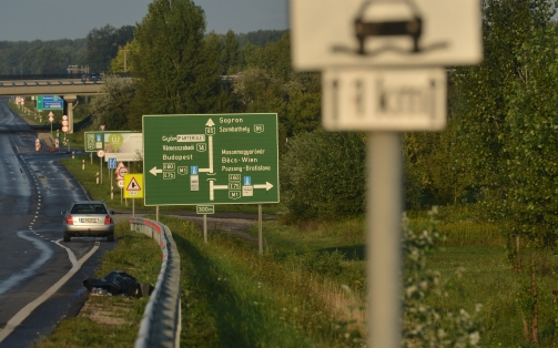 Életét vesztette a Győr közelében hajnalban elgázolt gyalogos